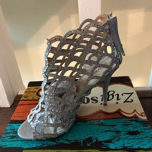 Zigi Soho size 11 heels
